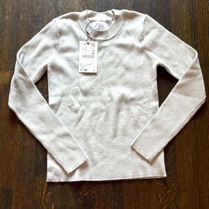Zara crew neck long sleeve ribbed Tee